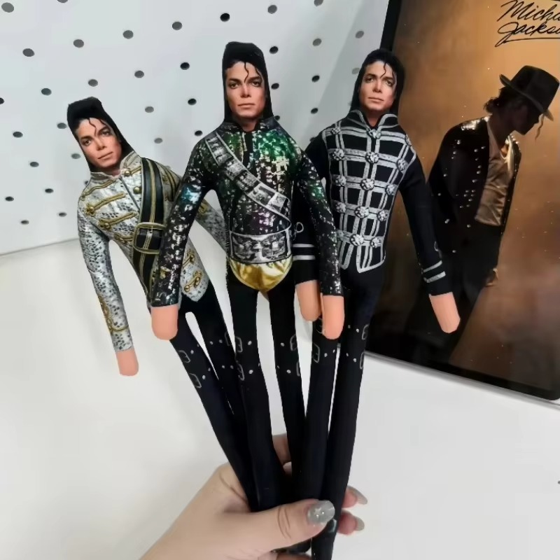 Nuovo Stile Bambola di Peluche - Cosplay Props recensione e prezzo